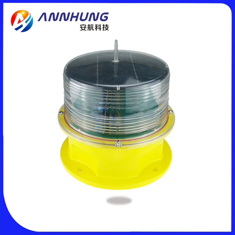 Low-intensity L810 Solar Aviation Obstruction Light