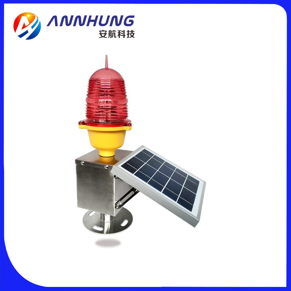 Low-intensity L810 Solar Aviation Obstruction Light